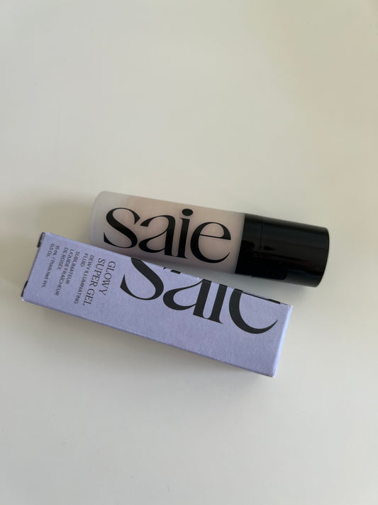 Saie Glowy Super Gel Lightweight Dewy Highlighter